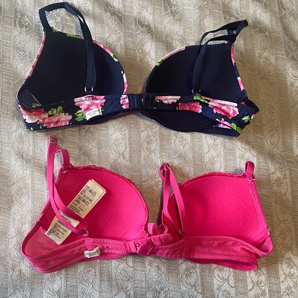 Gilly Hicks padded push up bras - Picture 3 of 8